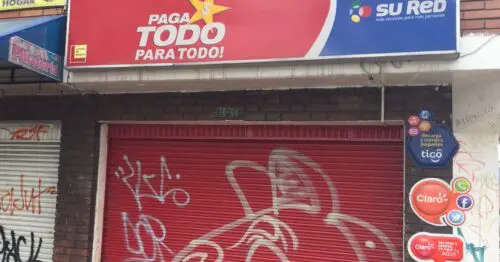 PAGA TODO CARRERA 77A CON 70 PAGA TODO CARRERA 77A CON 70